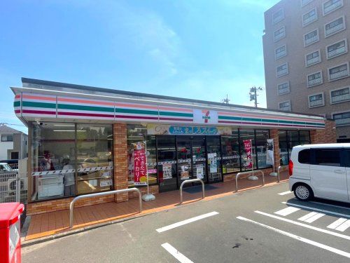 セブンイレブン 南仙台駅前店の画像