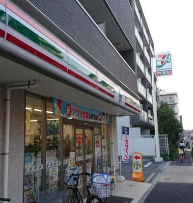 セブンイレブン 板橋徳丸1丁目店の画像