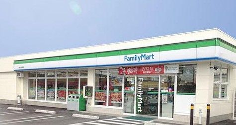 ファミリーマート 梅里二丁目店の画像