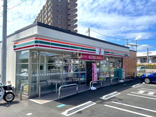 セブンイレブン 仙台古城1丁目店の画像