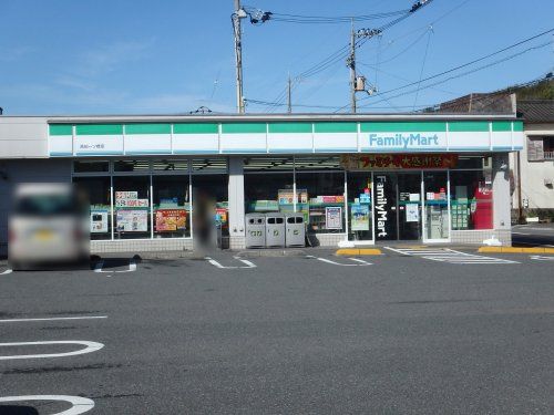 ファミリーマート 高知一ツ橋店の画像