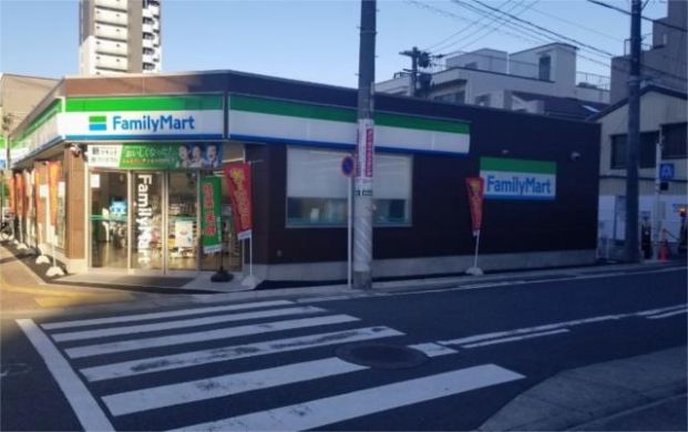 ファミリーマート 鳥居通店の画像