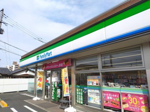 ファミリーマート 岡山新福店の画像