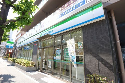 ファミリーマート吹田広芝町店 の画像
