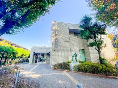 練馬区立関町図書館の画像