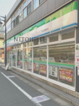 ファミリーマート トモニー東長崎駅店の画像