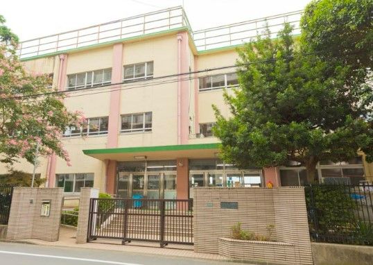 豊島区立高松小学校の画像