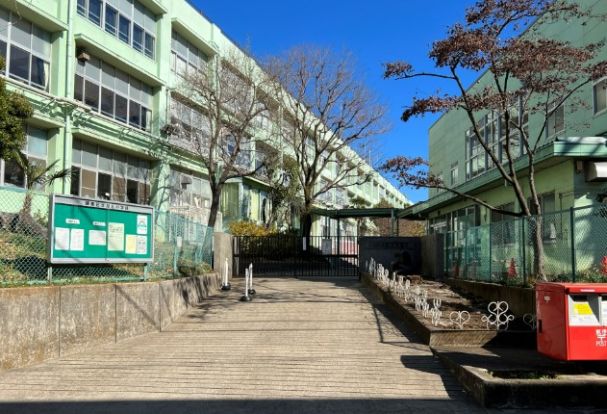 練馬区立旭丘小学校の画像