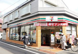 セブンイレブン 世田谷三宿2丁目店の画像