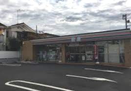 セブンイレブン 東京高校前店の画像