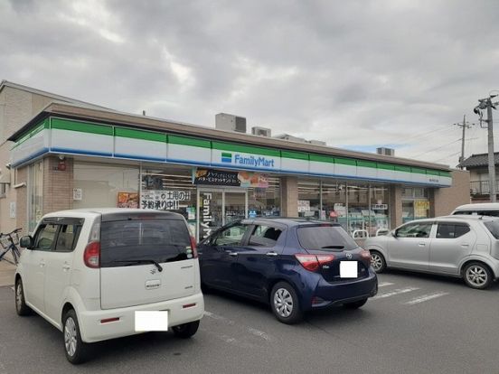 ファミリーマート 岡山平井五丁目店の画像