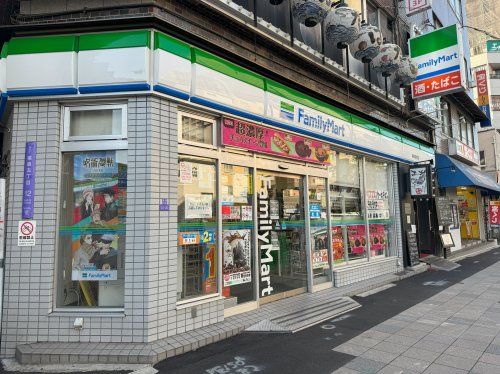 ファミリーマート 福島駅南店の画像