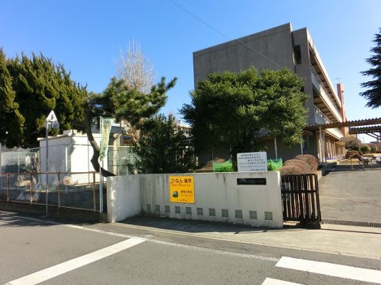 緑岡小学校の画像