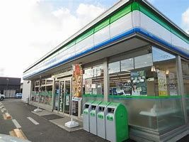 ファミリーマート 岡山東花尻店の画像