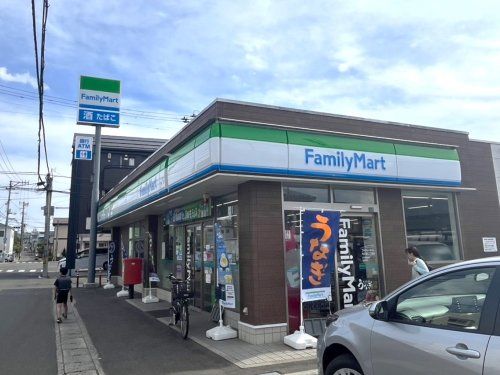 ファミリーマート 旭丘堤二丁目店の画像