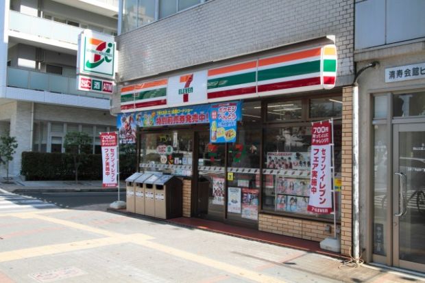 セブンイレブン岡山中山下1丁目店の画像