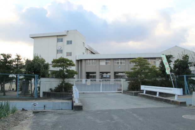 岡山市立 東疇小学校の画像