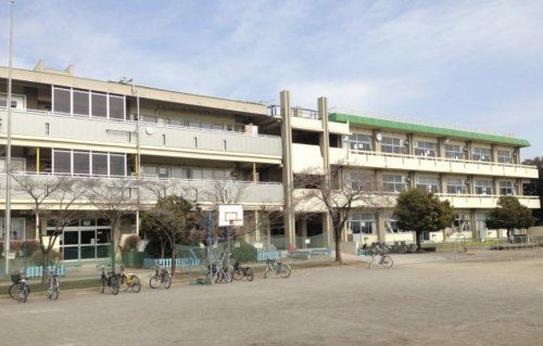 鴻巣市立田間宮小学校の画像