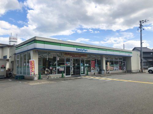 ファミリーマート豊岡城南町店の画像