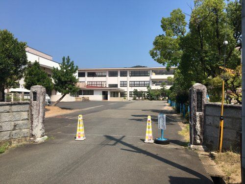 日高小学校の画像