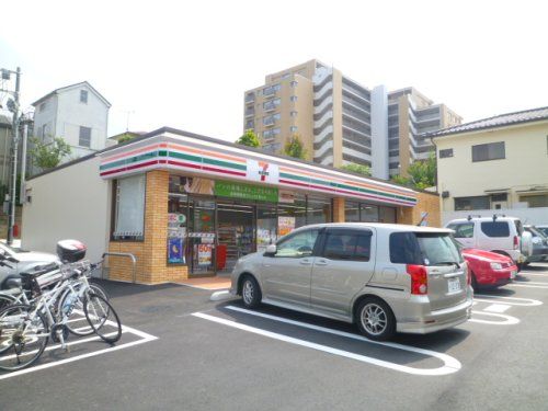 セブンイレブン　　多摩諏訪越通り店の画像