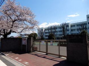 東領家小学校の画像