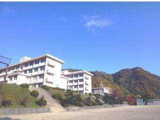 福山市立城西中学校の画像