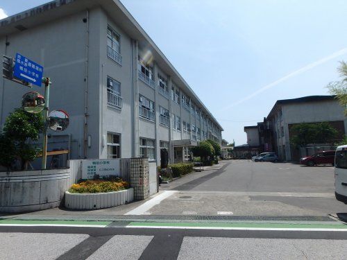鴨田小学校の画像
