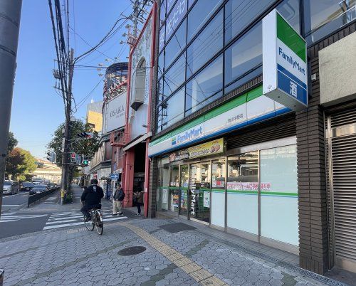 ファミリーマート駒川中野店の画像