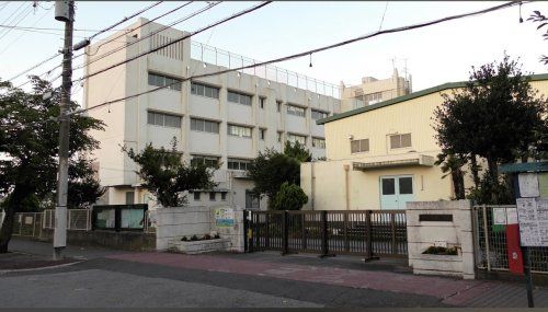 市川市立曽谷小学校の画像