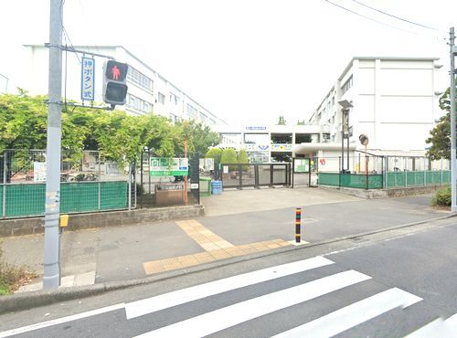 茅ヶ崎市立鶴が台中学校の画像