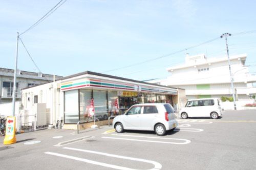 セブンイレブン 高知若草町店の画像