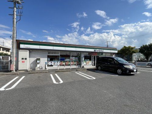 ファミリーマート 彦根西今店の画像