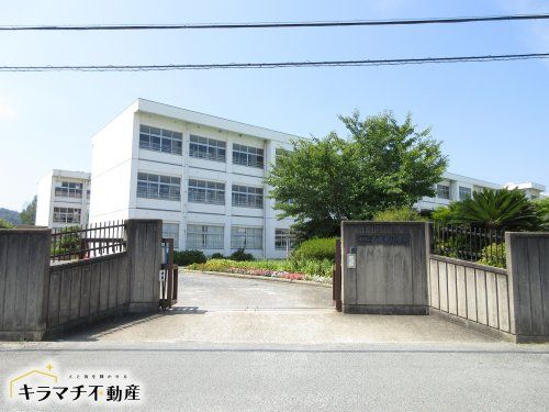 橿原市立白橿北小学校の画像