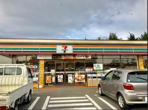 セブン-イレブン 瑞穂二本木店の画像