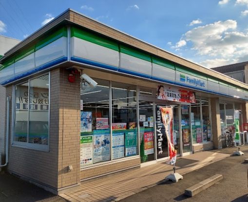 ファミリーマート 豊橋佐藤四丁目店の画像