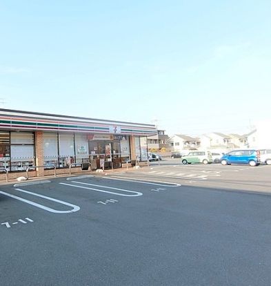 セブンイレブン 狭山富士見東店の画像