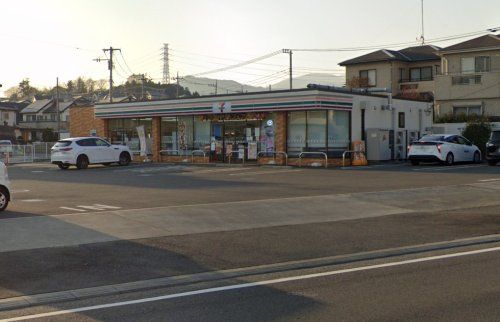 セブンイレブン 伊勢原桜台小学校前店の画像