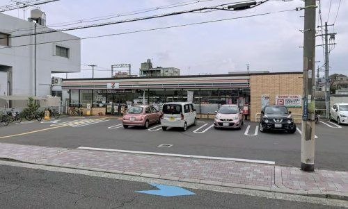 セブンイレブン 北助松駅前店の画像