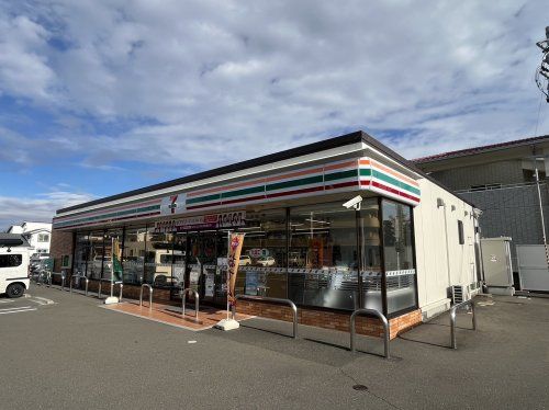 セブンイレブン 仙台六丁の目駅前店の画像