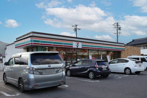 セブンイレブン　大町南原店の画像