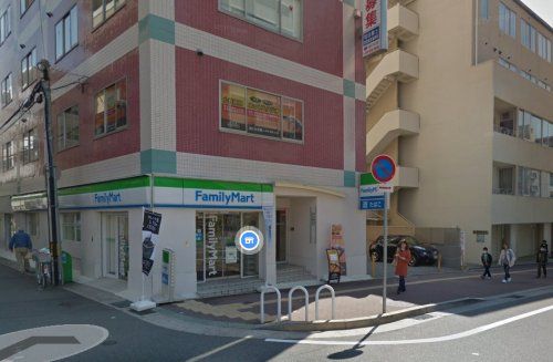 ファミリーマート JR灘駅前店の画像