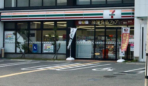 セブン-イレブン 門真深田町店の画像