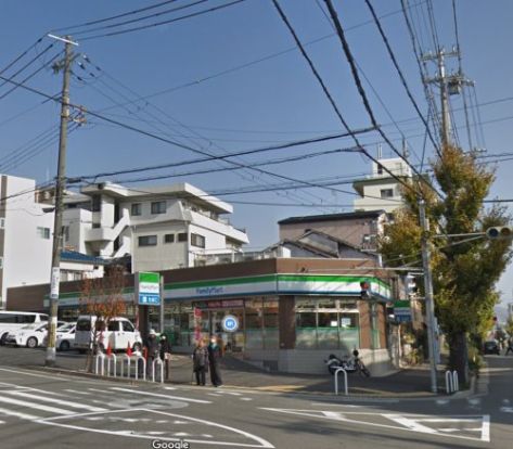 ファミリーマート 神戸城内通店の画像