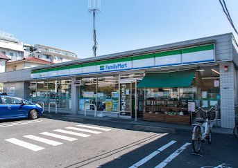 ファミリーマート 世田谷玉堤店の画像