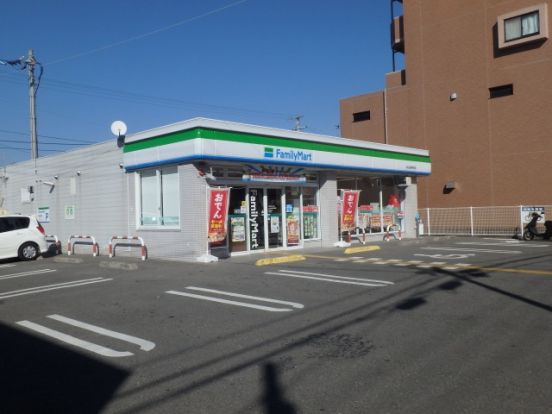 ファミリーマート 土佐山田東本町店の画像