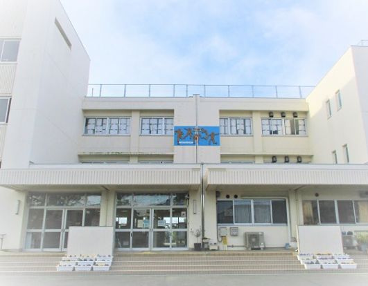 浦安市立見明川小学校の画像