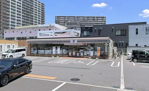 セブンイレブン 堺鳳南町3丁店の画像