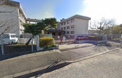 大和郡山市立平和小学校の画像