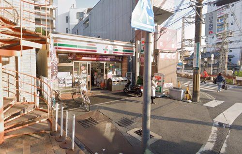 セブンイレブン 近鉄郡山駅前店の画像